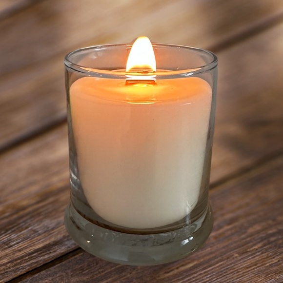 Candle- Choose your scent! - Picture 4 of 5